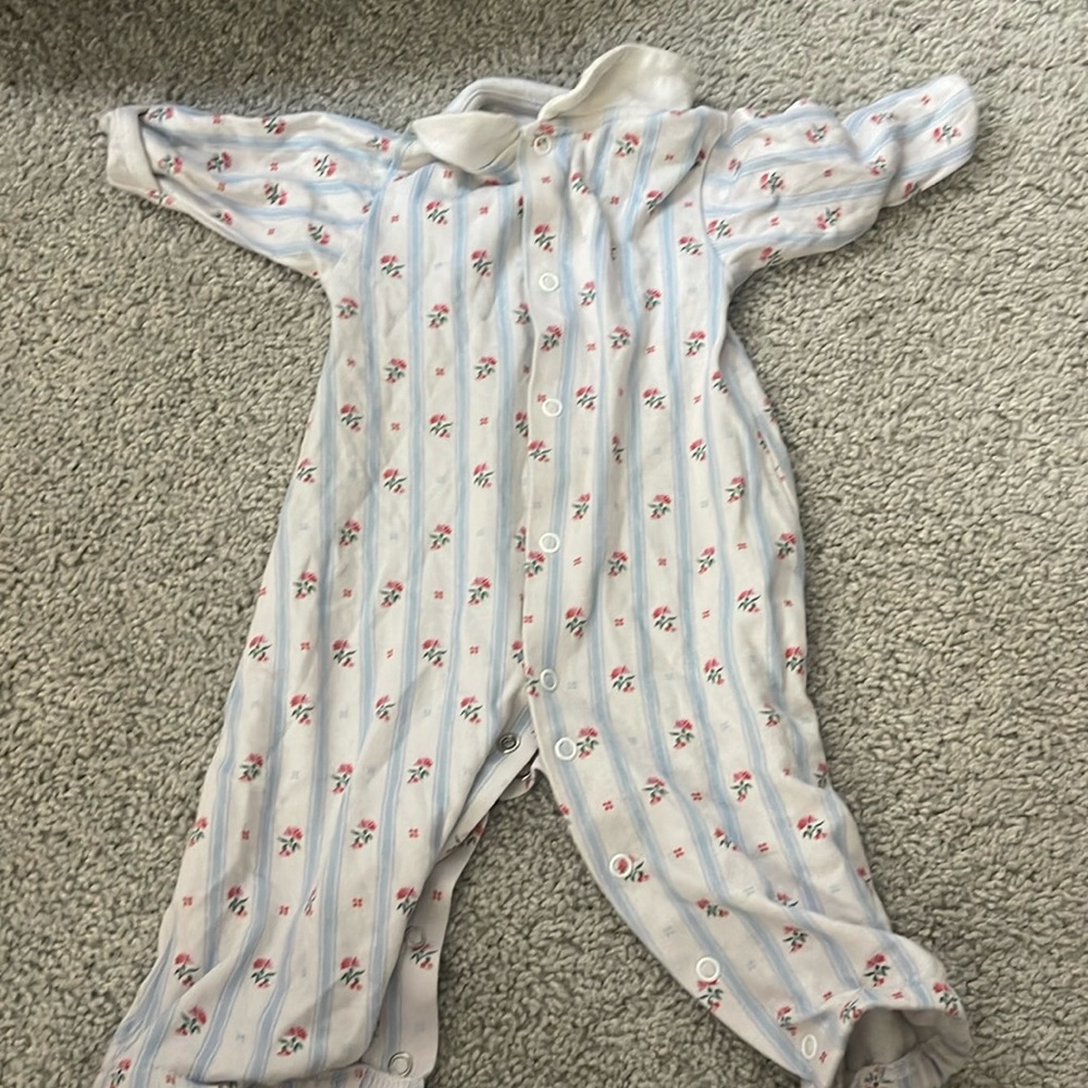 Hill house onesie.